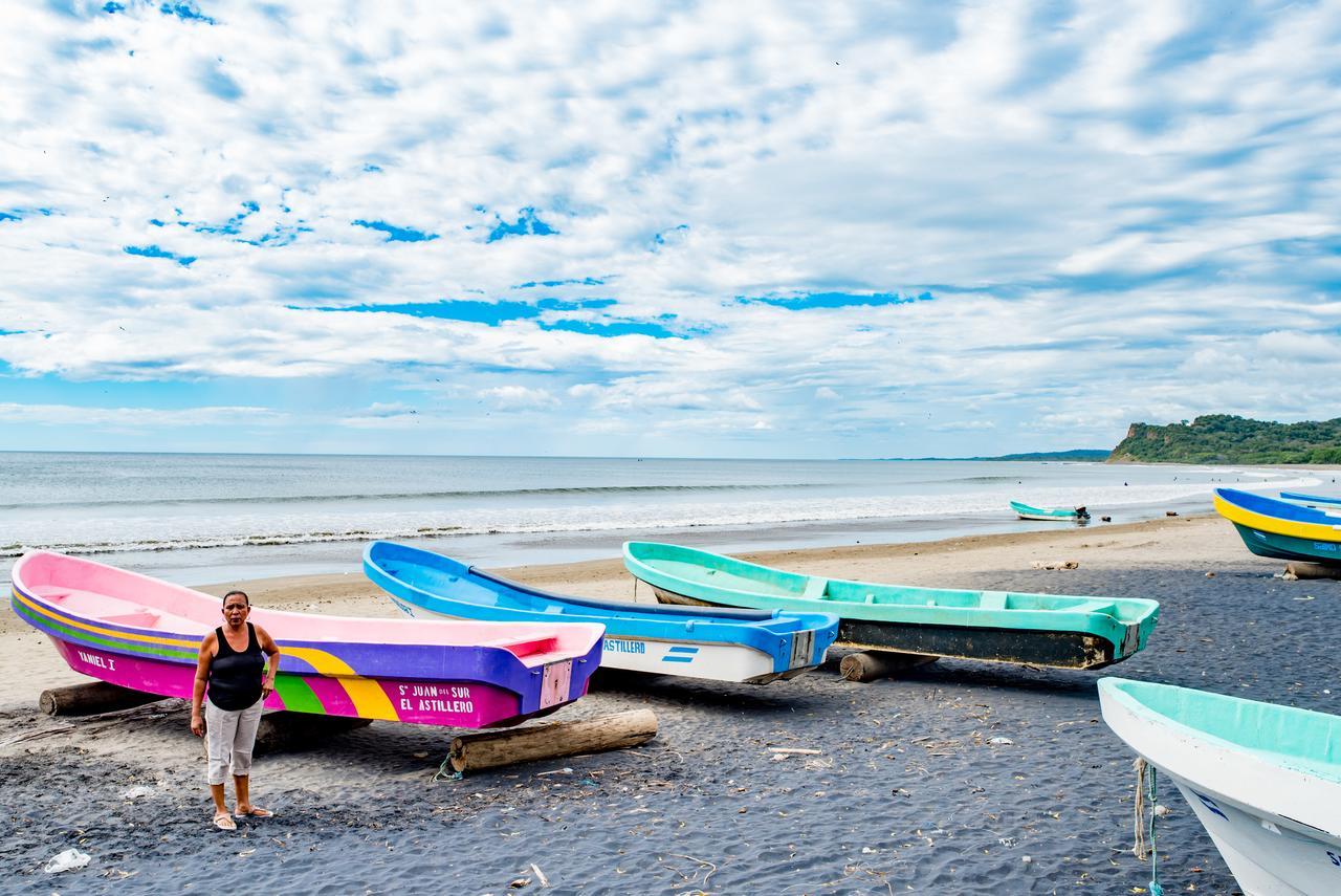 Soma Surf Resort Tola Luaran gambar
